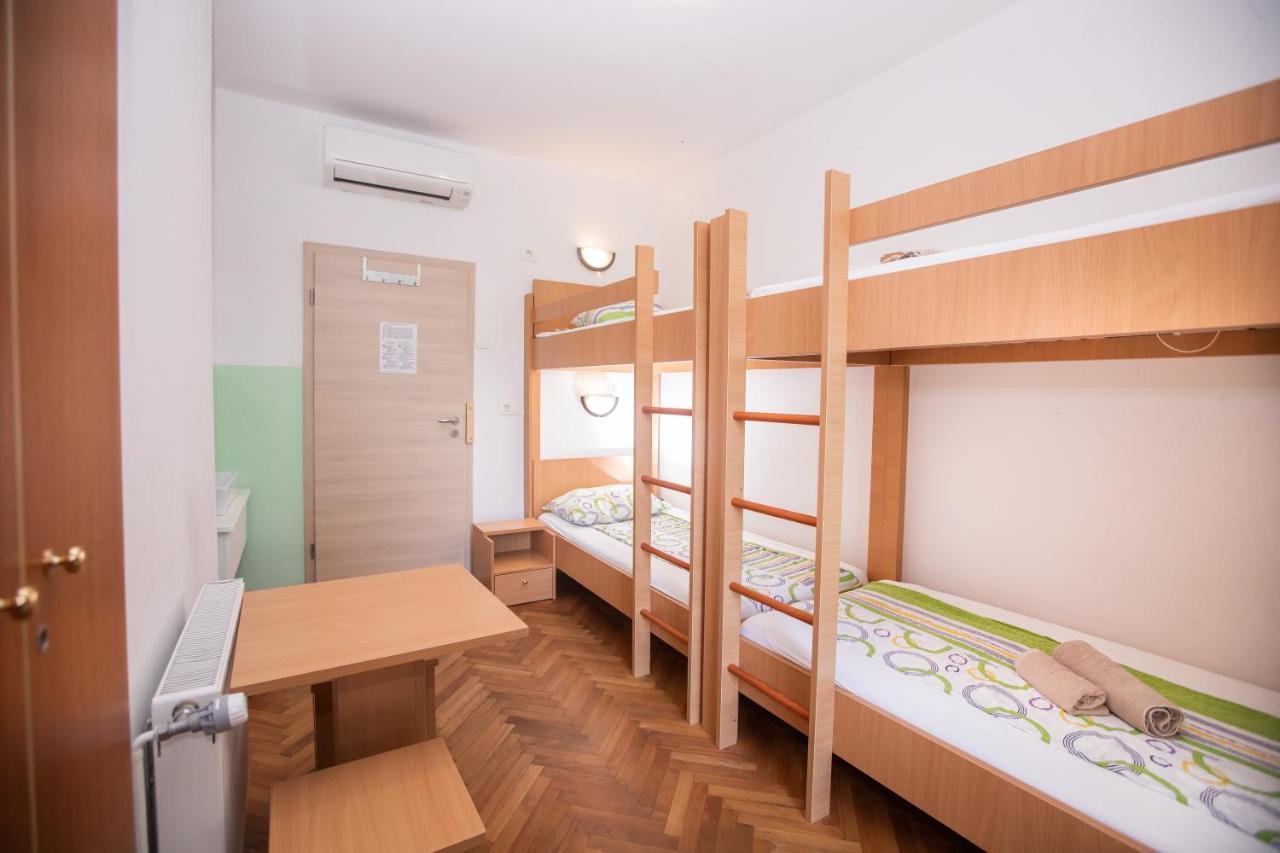 Hostel Soline Portorož Extérieur photo